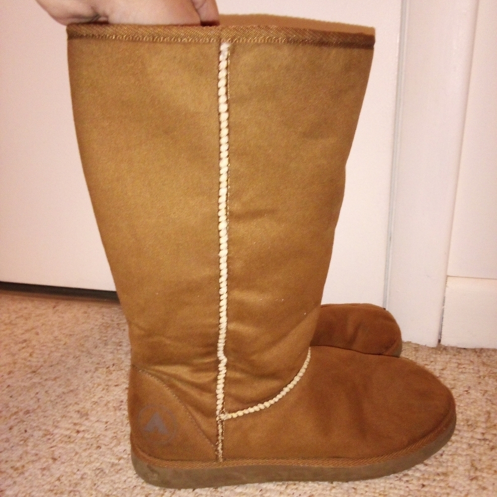 Airwalk women's boots size 10